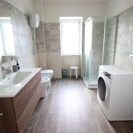 La Valle アパート