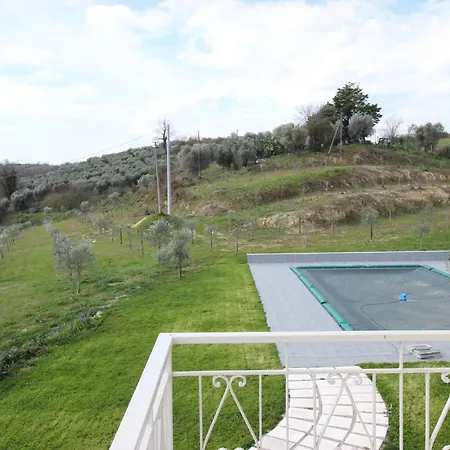 La Valle アパート *