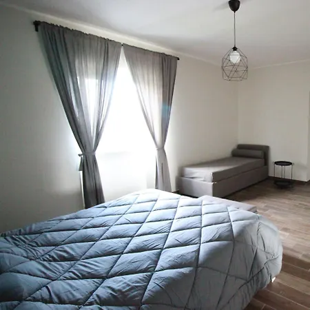 La Valle アパート *